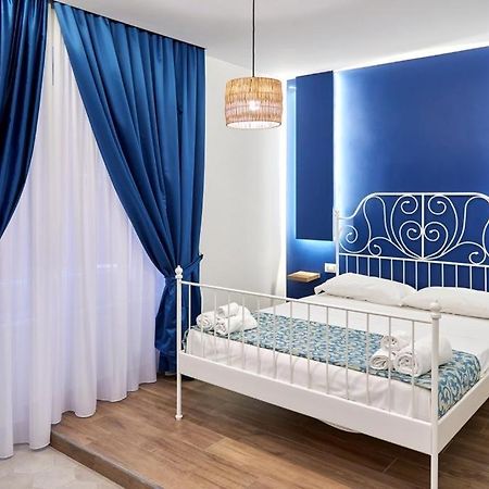 Bed and Breakfast Le Isole Di Madama Gaeta Esterno foto